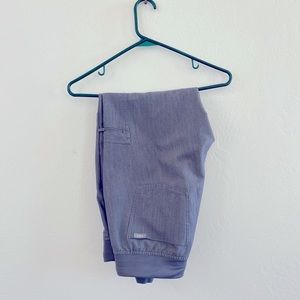 Small Petite Figs Zamora Joggers in Graphite